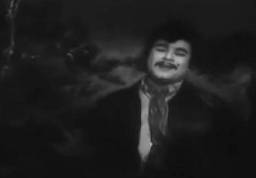 ullathin kadhavugal kangaladaa - Iravum Pagalum (1965)