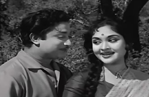 nenjil kudiyirukkum - Irumbu Thirai (1960)
